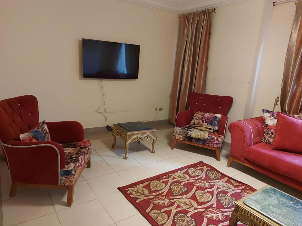 Apartment كمباوند ابراج الخليج علي النيل، *